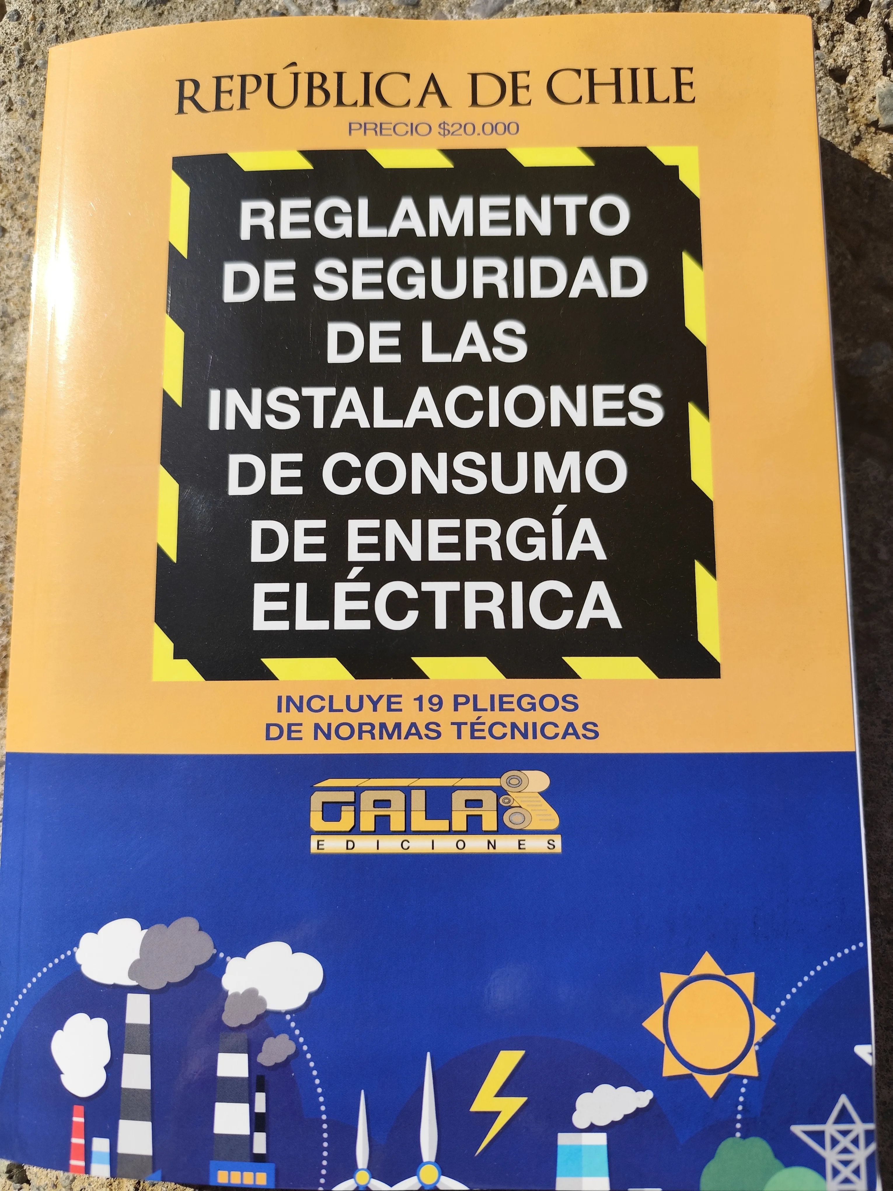 Portada del libro Reglamento de Seguridad de las Instalaciones de Consumo de Energía Eléctrica- Decreto 8